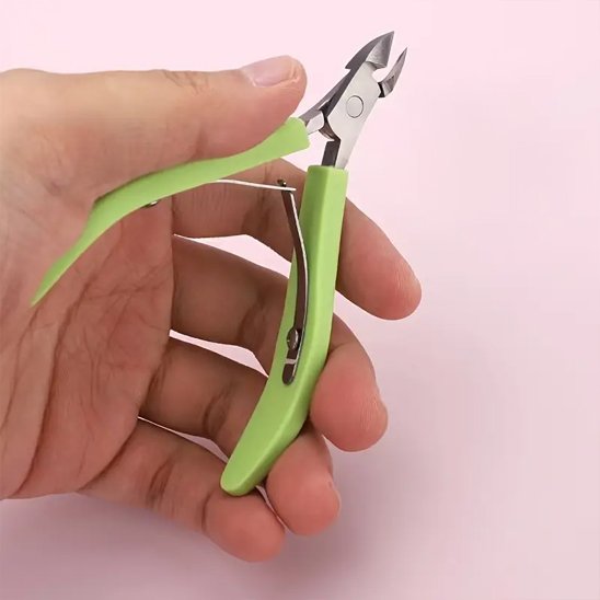 Coupe cuticule | Professionnel - Beautybienetre.