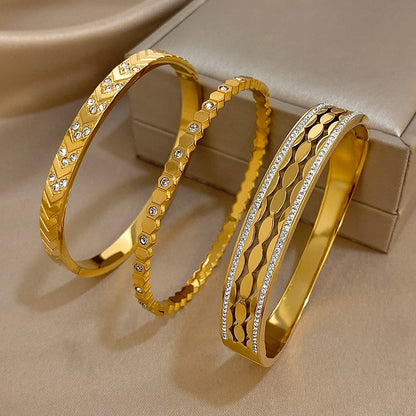 Bracelet manchette torsadé en Zircon incrusté brillant plaqué or 18 carats pour femmes, mode géométrique, étanche, breloques empilables, bijoux cadeaux