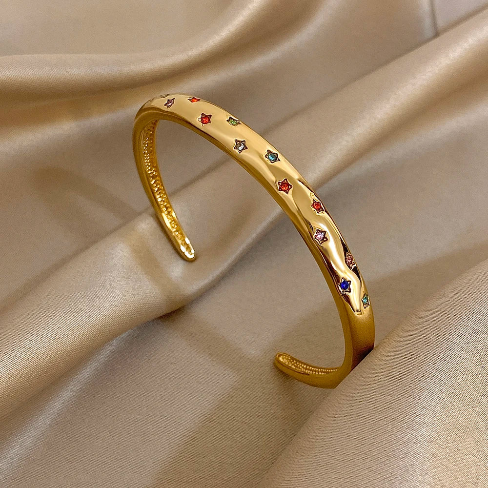 Bracelet manchette torsadé en Zircon incrusté brillant plaqué or 18 carats pour femmes, mode géométrique, étanche, breloques empilables, bijoux cadeaux