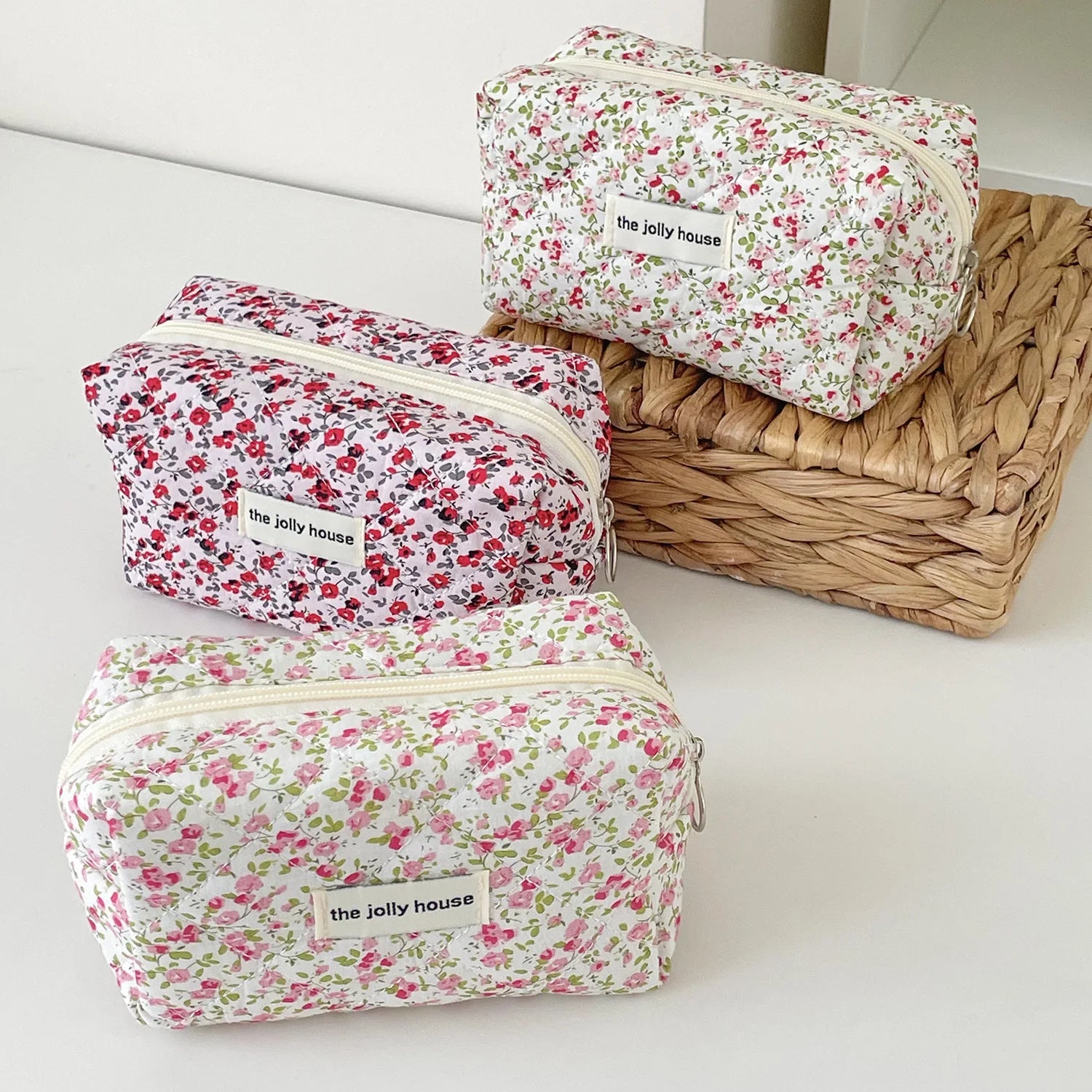 Mini Trousse Maquillage Matelassée Florale Compacte 15x8x10cm | Retouches Rapides Sac à Main 39g - Beautybienetre.