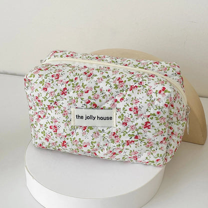 Mini Trousse Maquillage Matelassée Florale Compacte 15x8x10cm | Retouches Rapides Sac à Main 39g - Beautybienetre.