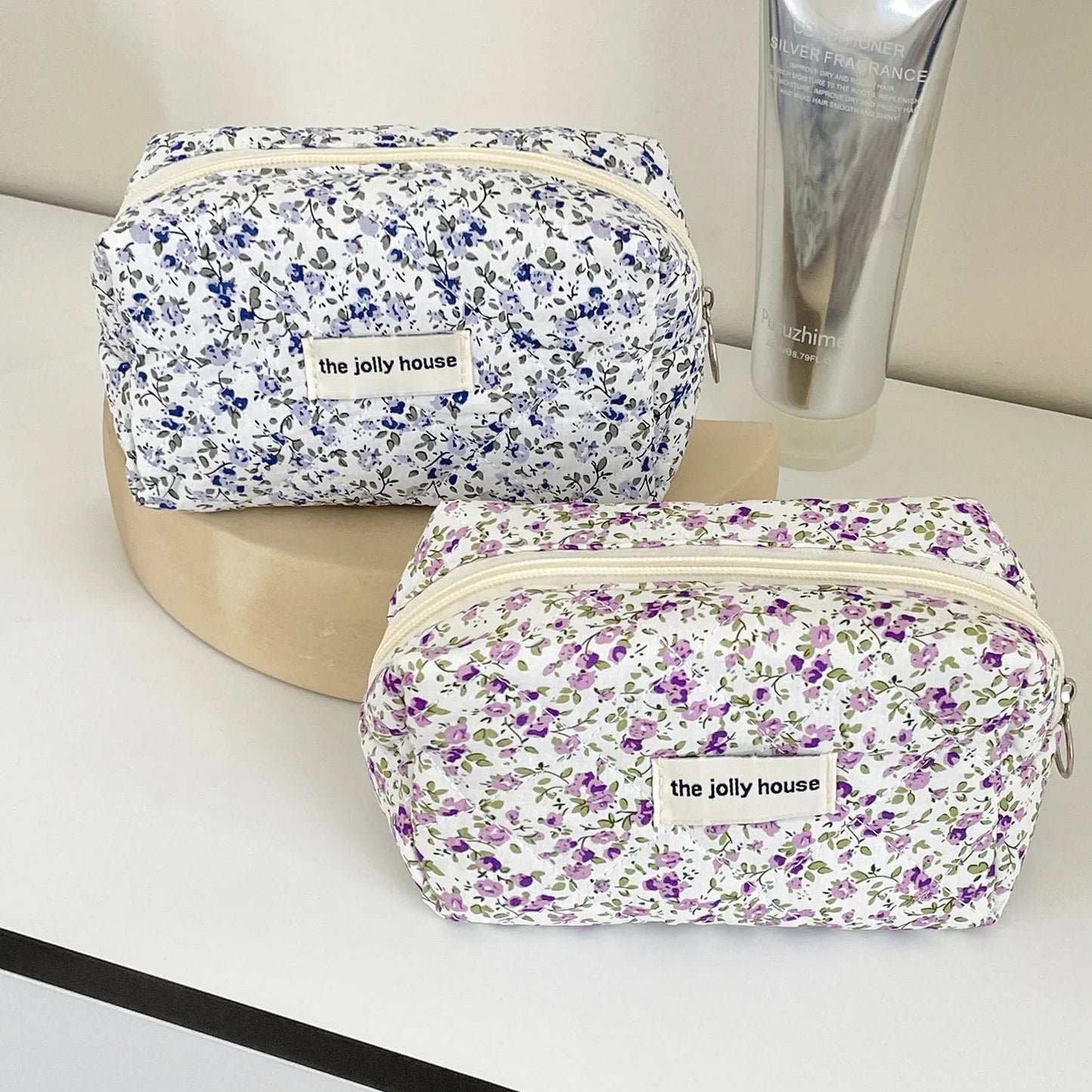 Mini Trousse Maquillage Matelassée Florale Compacte 15x8x10cm | Retouches Rapides Sac à Main 39g - Beautybienetre.