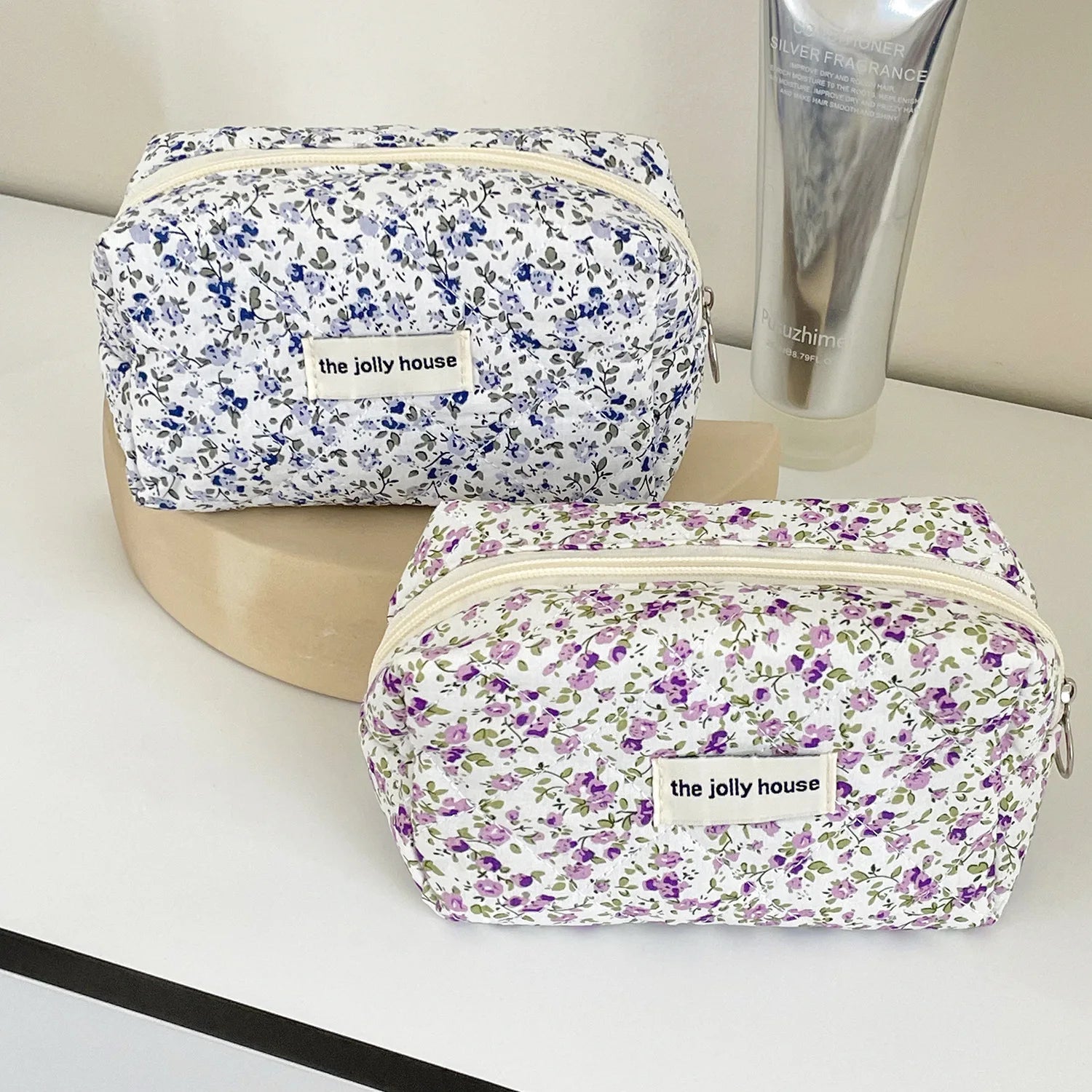 Mini Trousse Maquillage Matelassée Florale Compacte 15x8x10cm | Retouches Rapides Sac à Main 39g - Beautybienetre.