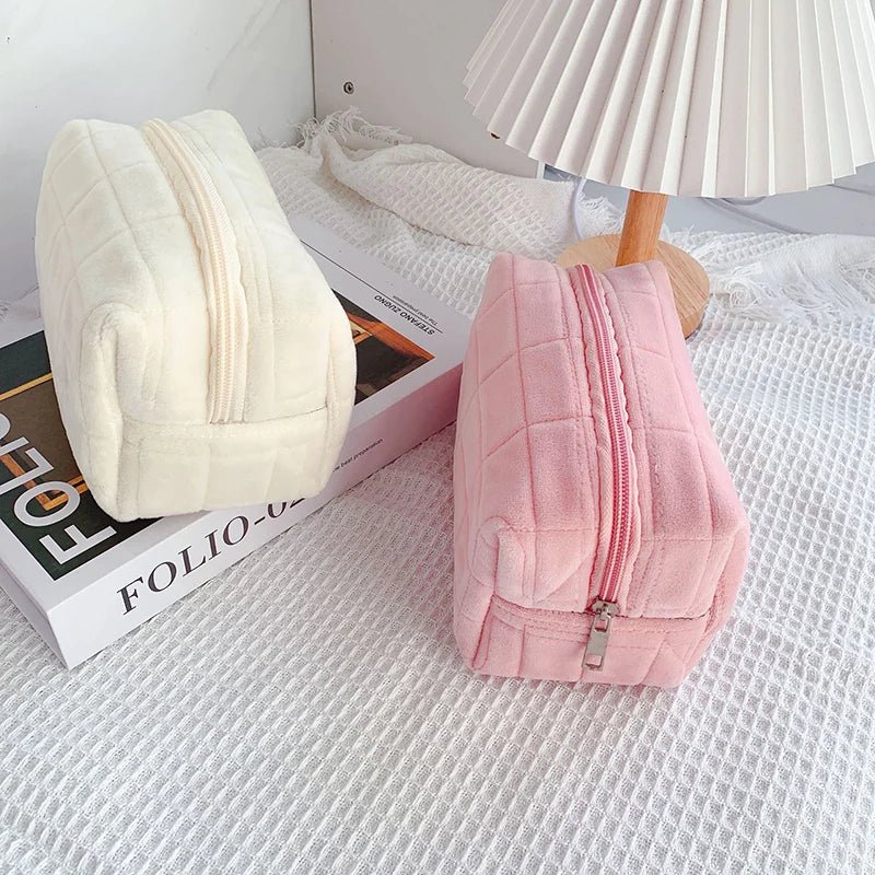 Sac de Maquillage en Peluche Mignon | Trousse de Voyage Portable et Douce - Beautybienetre.